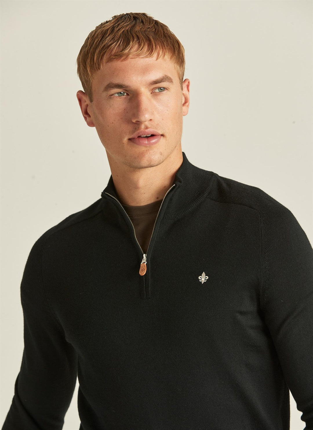 MERINO JOHN ZIP  Black