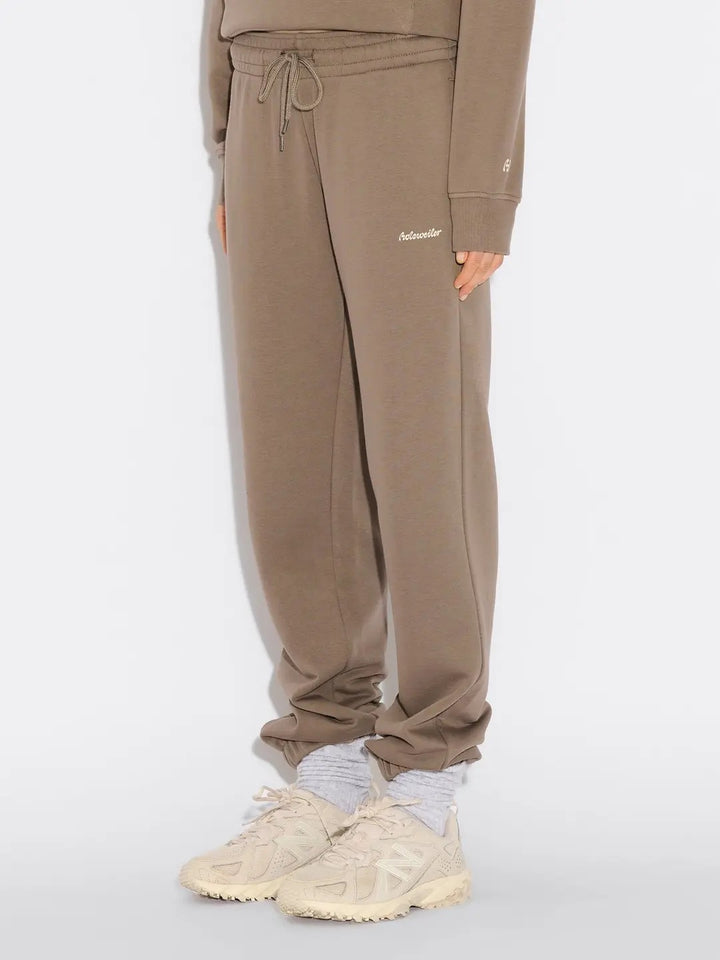 W Regular Light Trouser  Taupe