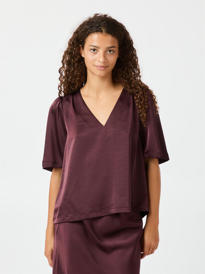 Largo Heavy Sateen Blouse  Burgundy