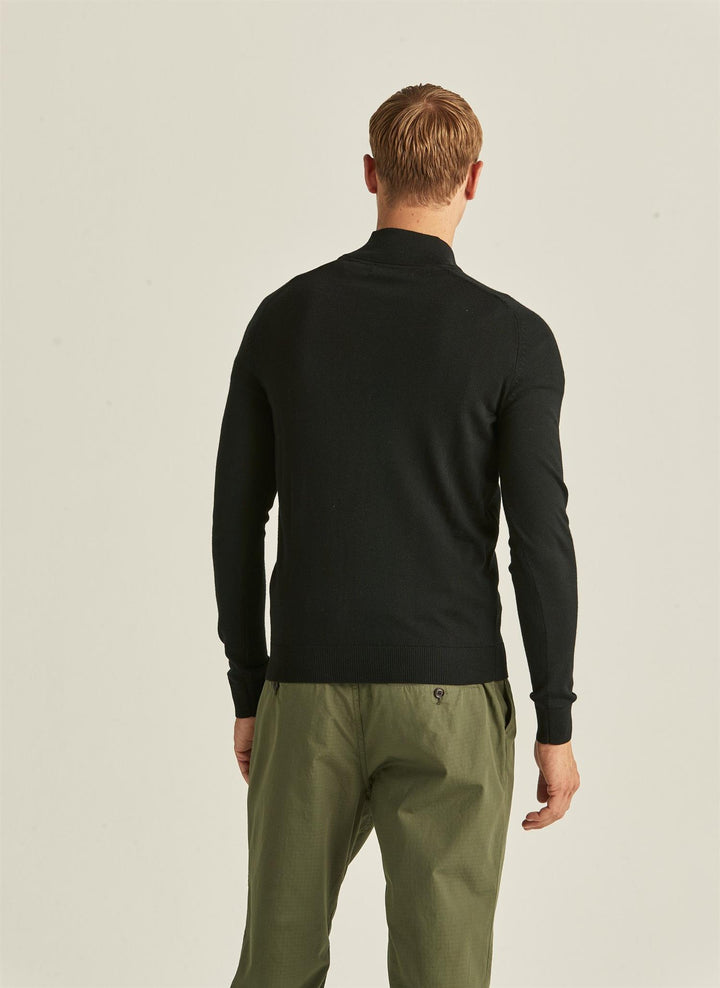 MERINO JOHN ZIP  Black