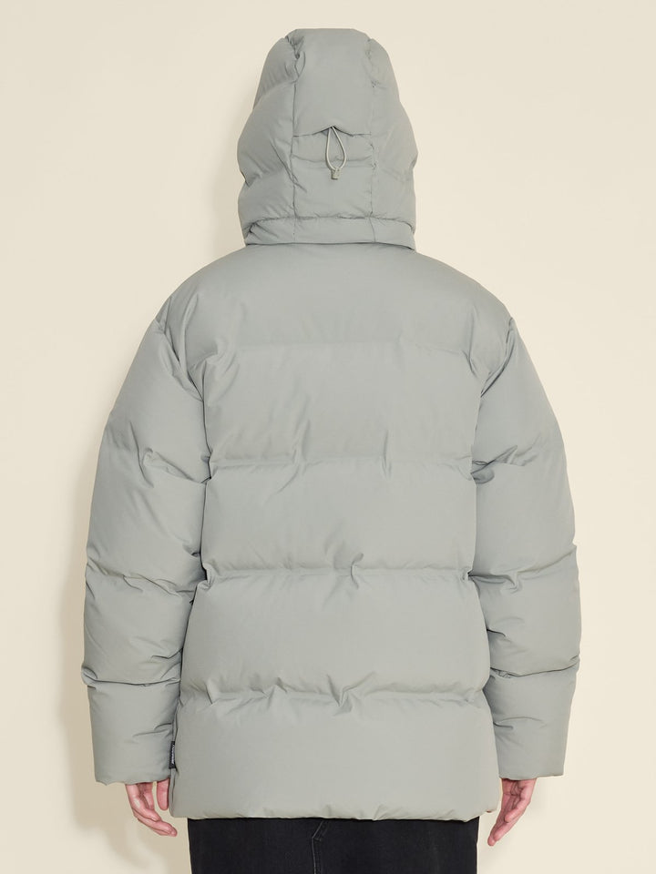 Besseggen Down Jacket  Teal