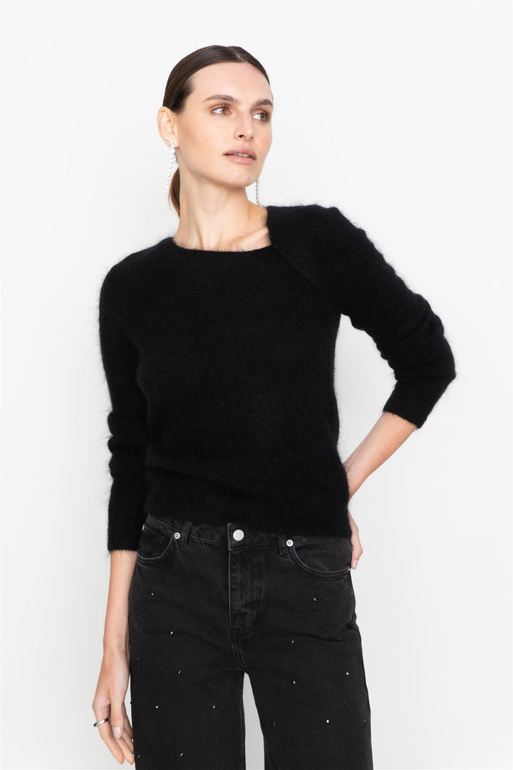 Aurora Knit  Black