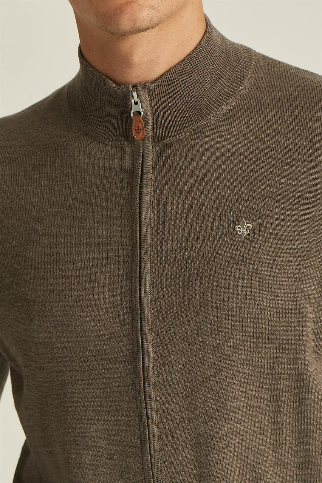 MERINO ZIP CARDIGAN  Brown