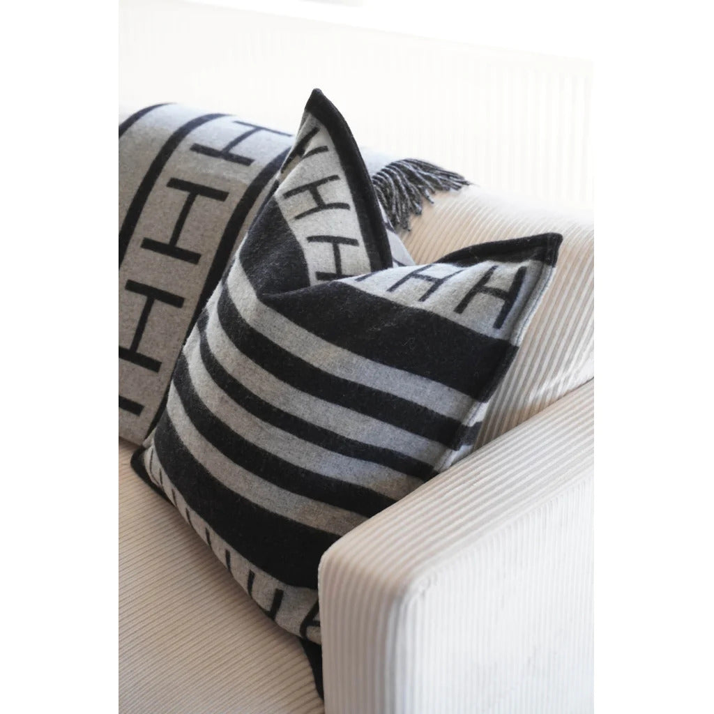 Cannes pillowcase  Black