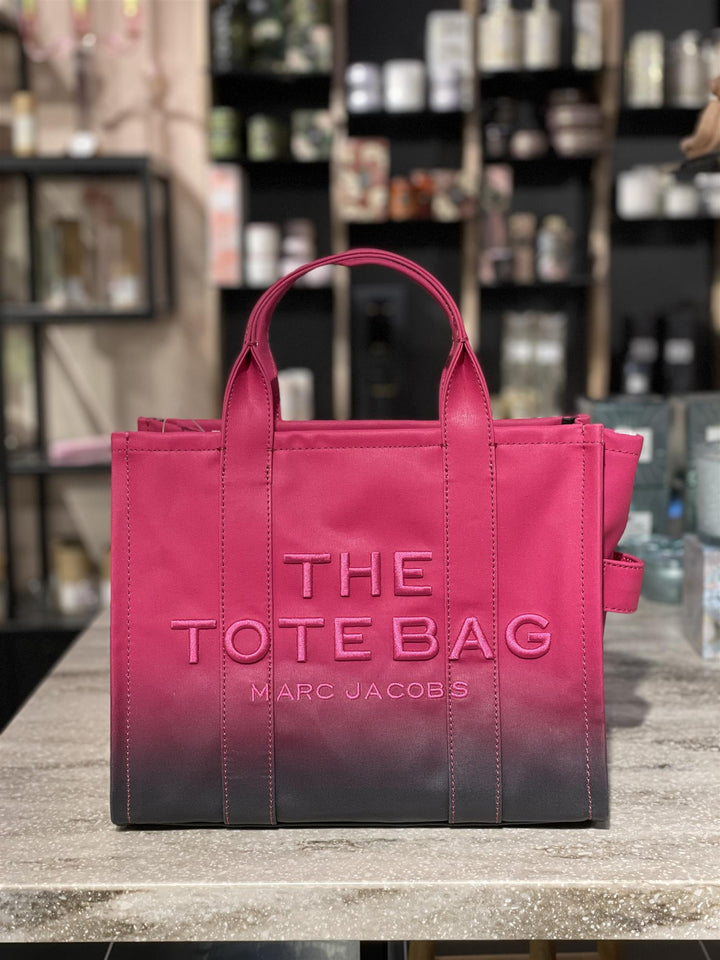 THE MEDIUM TOTE  Black/Hot Pink