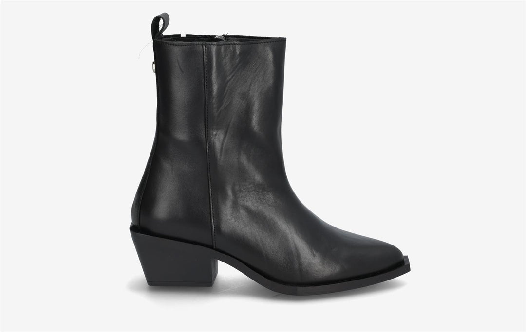 Xylena Booties  Black Leather