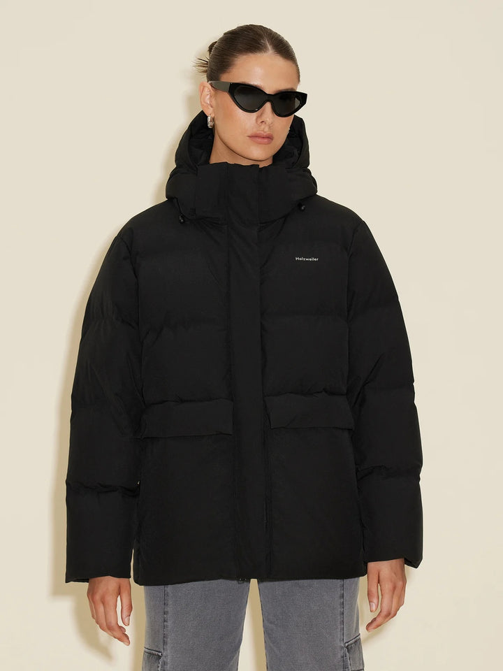 Besseggen Down Jacket  Black