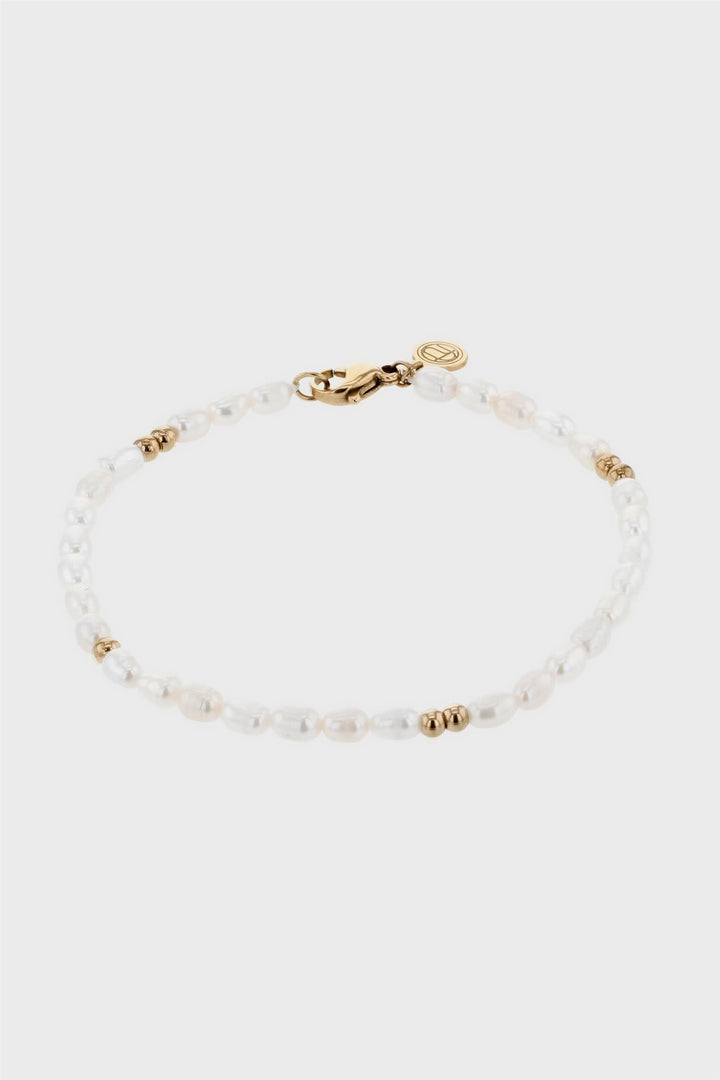 The Pearl Bracelet  Gold