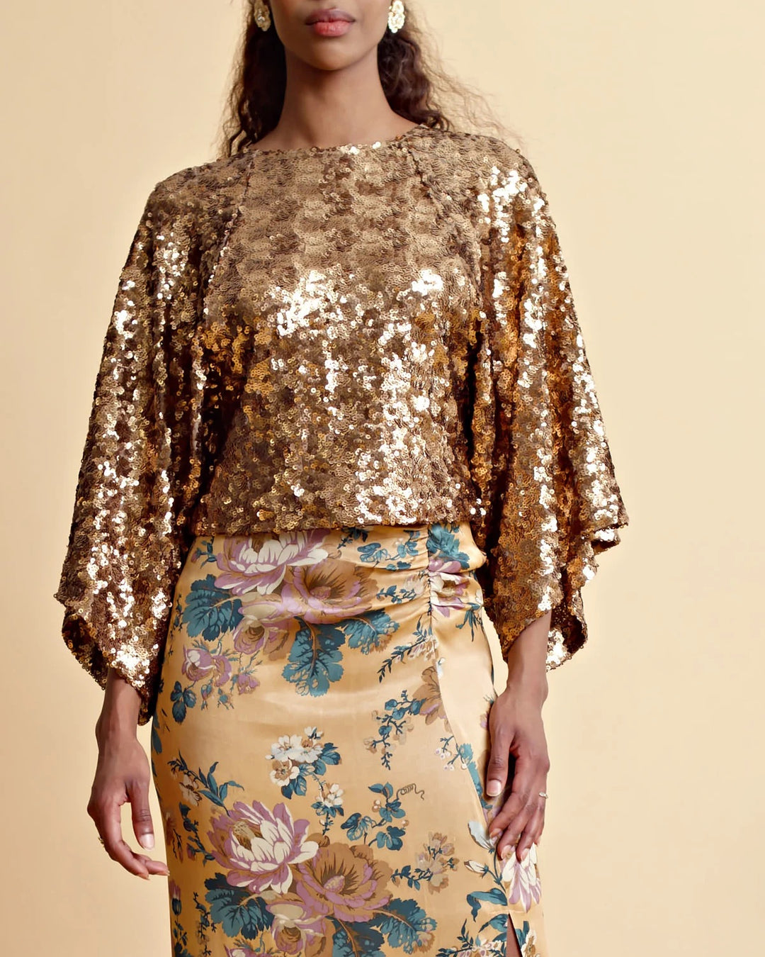 SEQUINS TOP  Golden